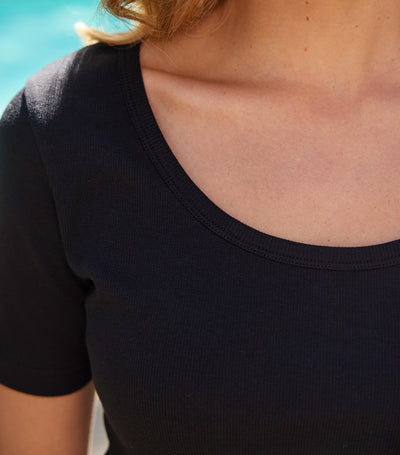 T-shirt Femme Côtelé Noir - Intemporel
