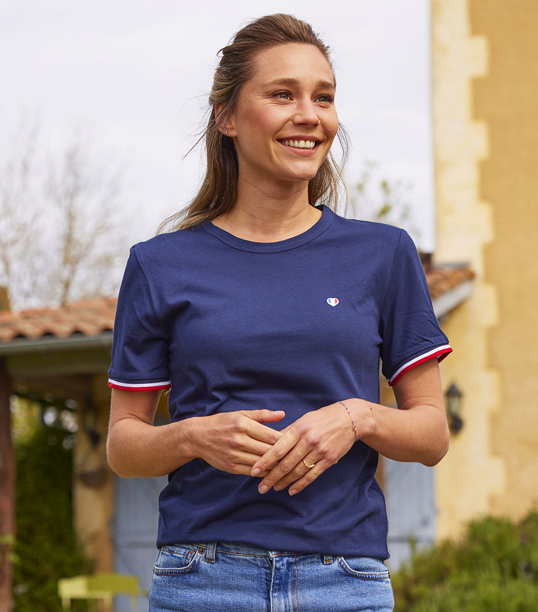 T-SHIRT BLEU MARINE Interagir avec la Terre taille L 100% coton BNWT T-SHIRT BLEU MARINE Interagir avec la Terre taille L 100% coton BNWT