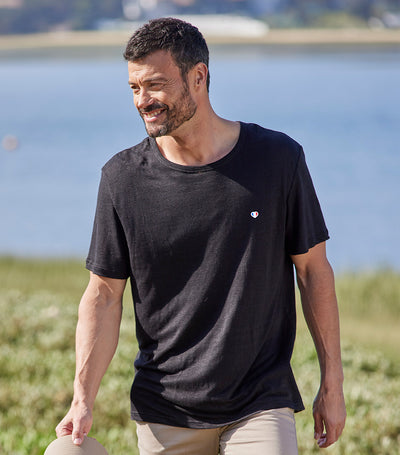 T-shirt Homme en Lin Noir - L'iconique